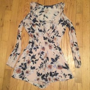 Flower patterned romper